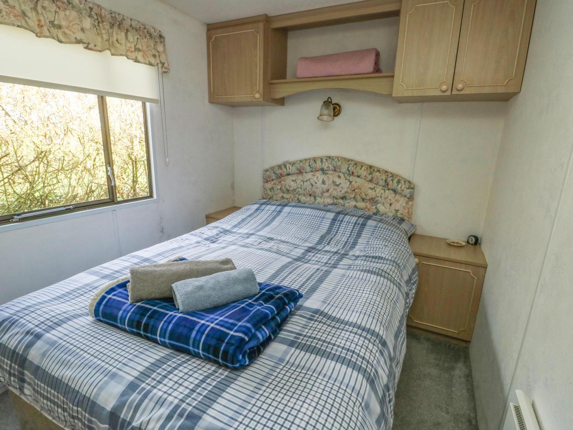 Fron Dderw Caravan Holyhead Buitenkant foto