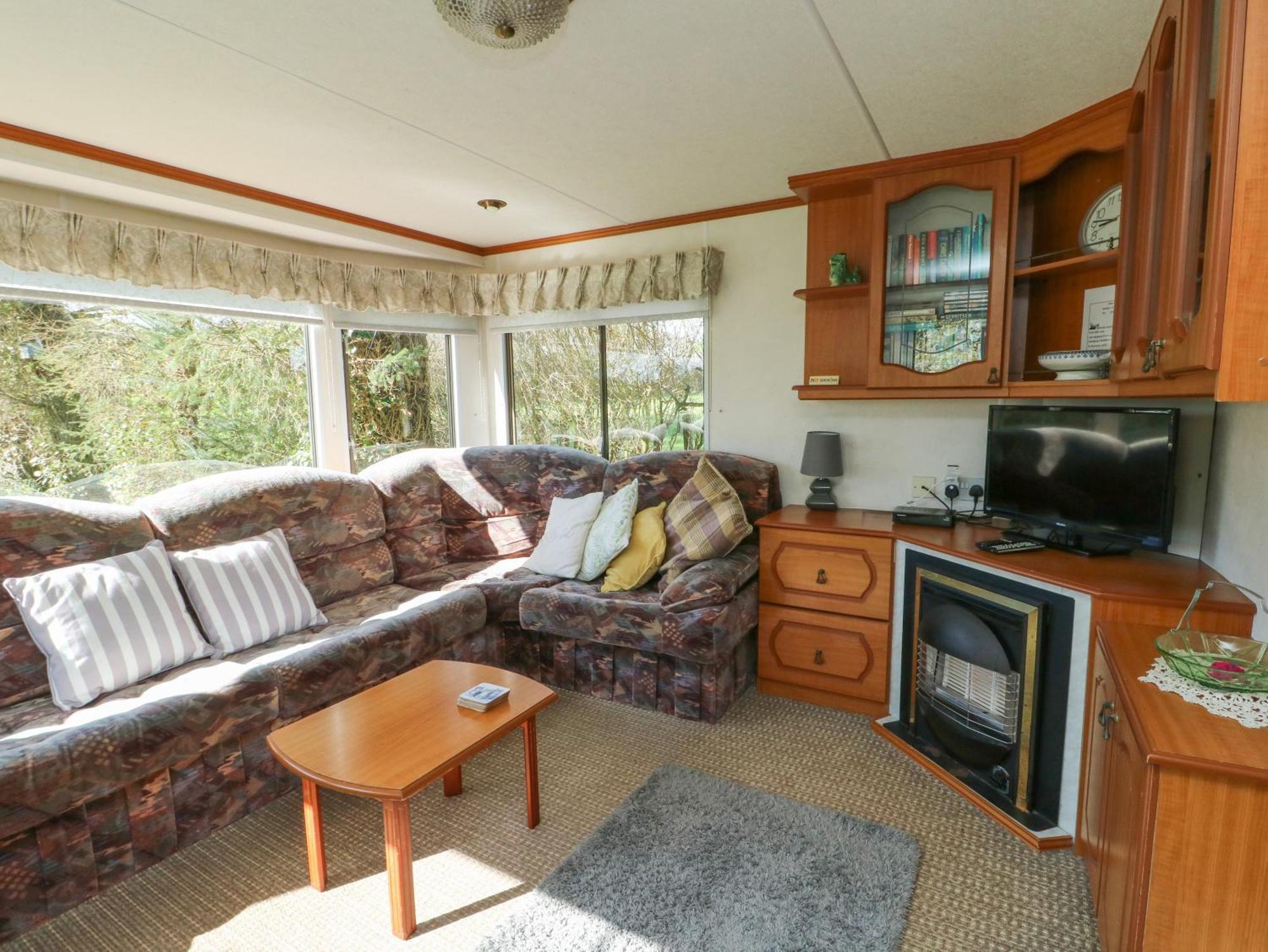 Fron Dderw Caravan Holyhead Buitenkant foto